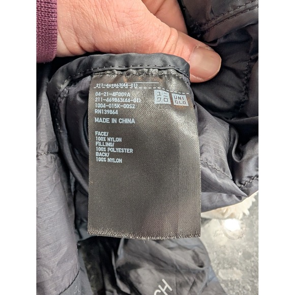 Uniqlo Pufftech Compact Vest women's Large Black Packable lightweight outdoor - Picture 7 of 8
